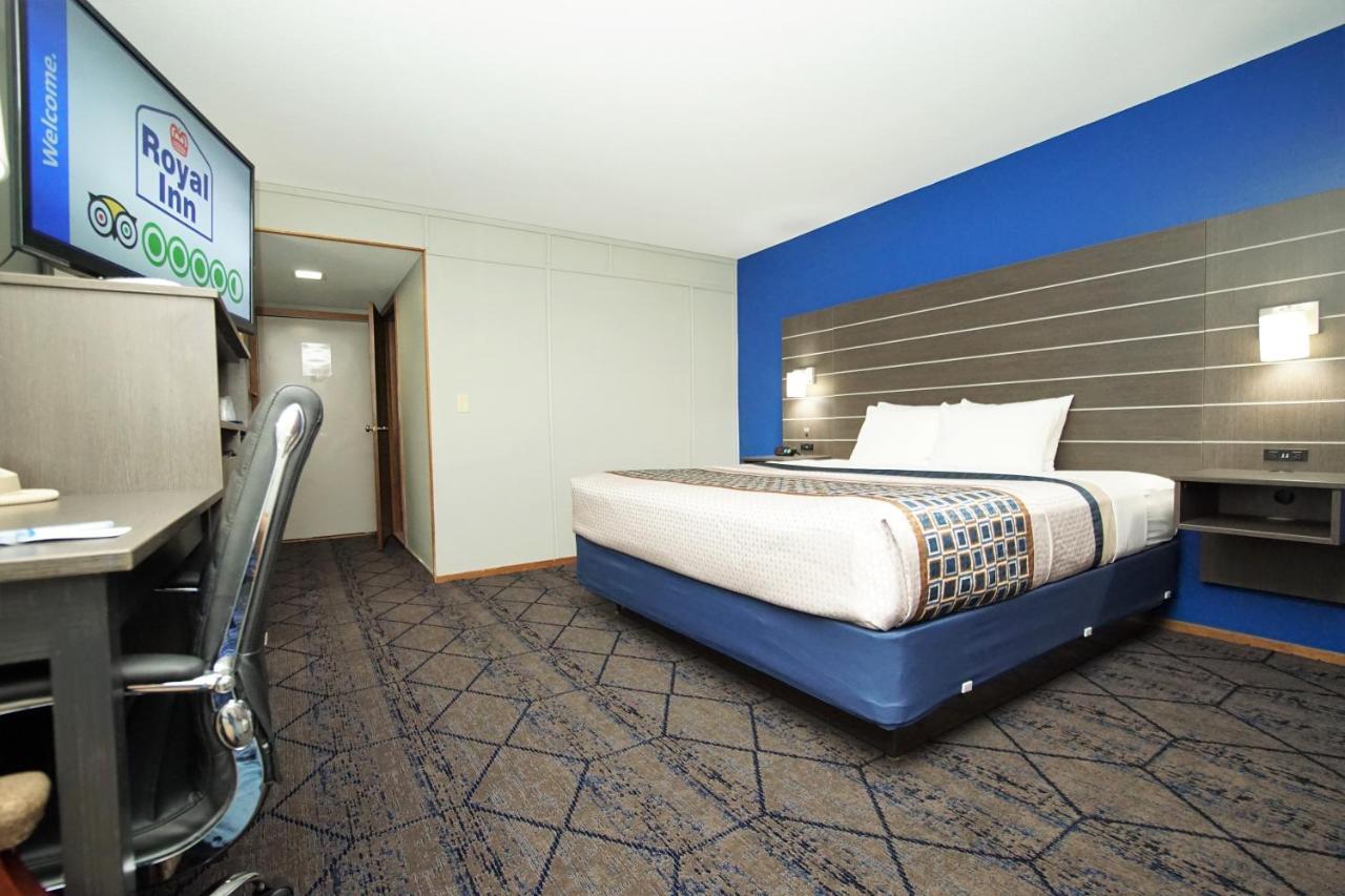 Hotel Royal I-94 *